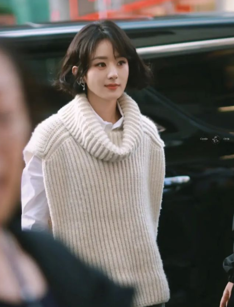 赵丽颖短发新突破：37岁时尚新高度